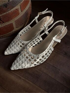 Nicole Miller woven sling back pointed toe kitten heels size 8